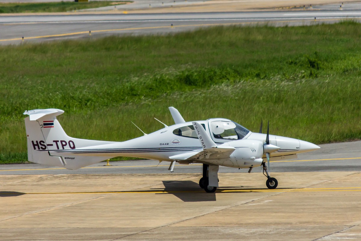 Вс 42. Diamond da42. Da42 da40. Diamond da42 ПВД. Da 42 ng УИГА.